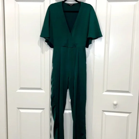 🛑SOLD🛑 Strut & Bolt Satin Wrap Jumpsuit - Picture 3 of 11